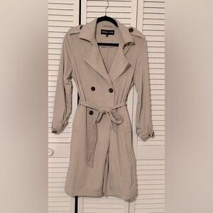Kendall + Kylie trench coat